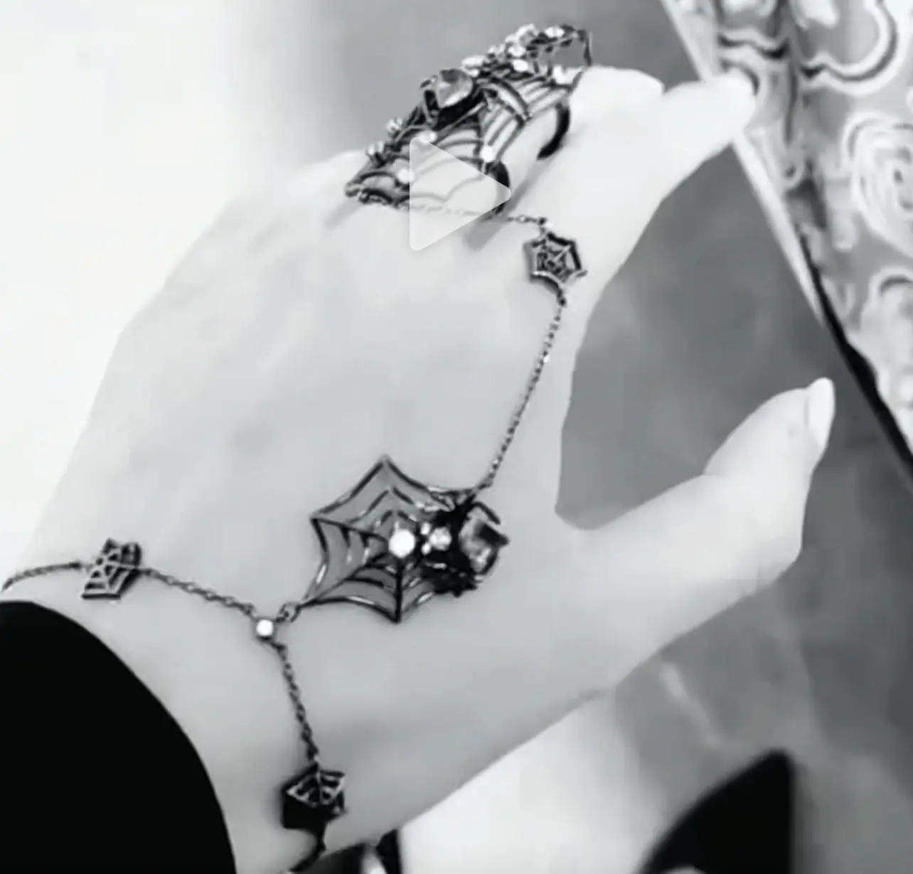 西檬之家安全词在字母圈中的重要性和设置技巧解析 一